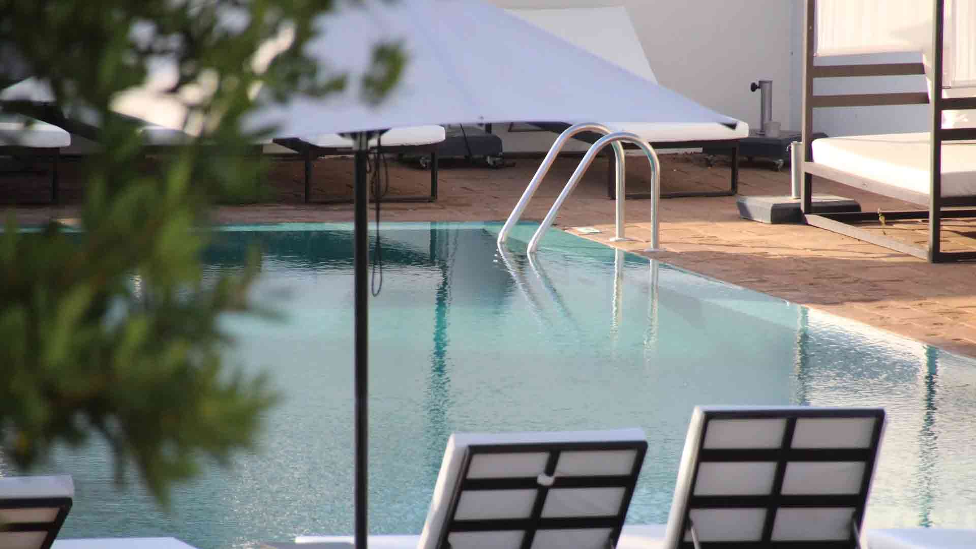 Opravy a renovace bazénů: Michal Vágner